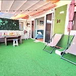 Vintage Meson Ocean View דירה אדחה